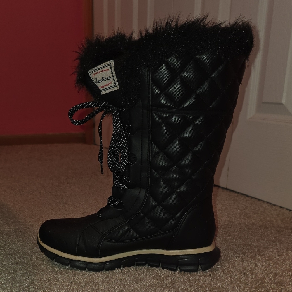 Skechers Women's Black Quilted Winter Boots